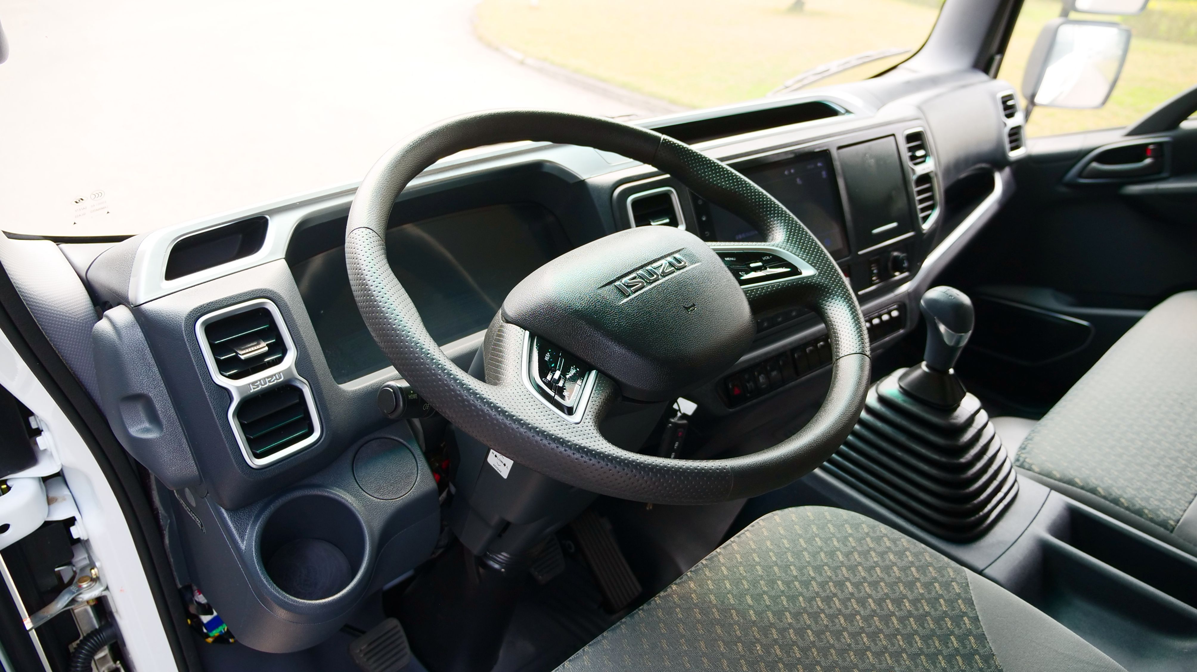 上市当天就订车!庆铃五十铃kv100高可靠性让客户赞不绝口