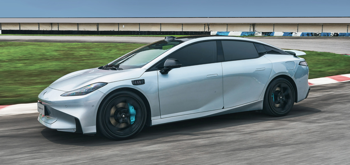 超低风阻量产车昊铂gt,21.99万元便可拥有科幻旋翼