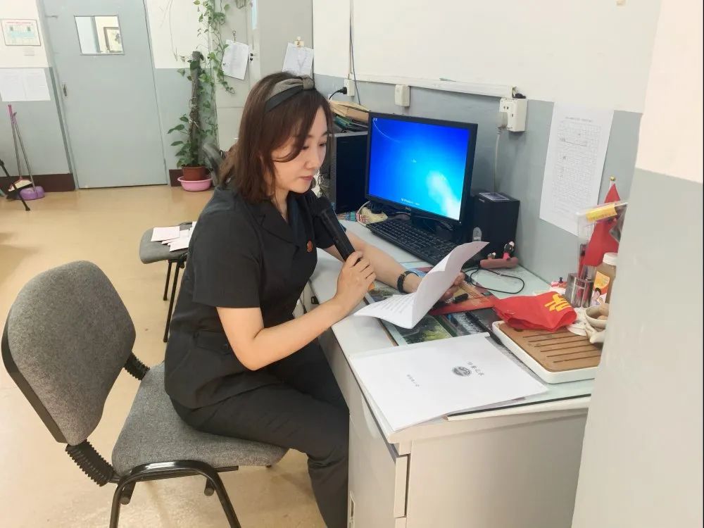 河西法院干警到闽侯路小学开展暑假安全讲座