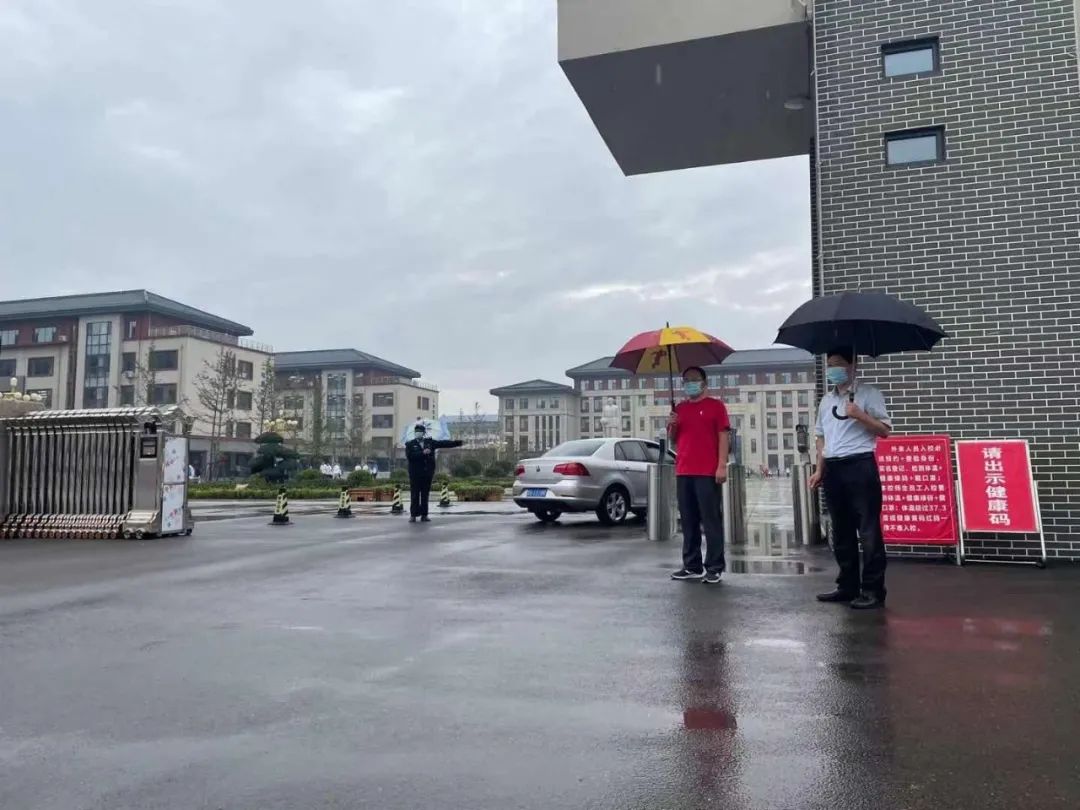 你好,新同学!安丘市第二中学高一新生顺利报到