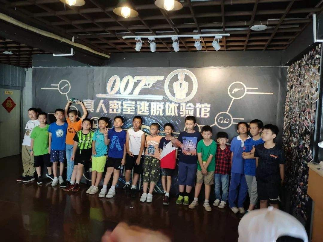 上演儿童剧本杀,密室逃脱,解完一题过一关-本地惠生活