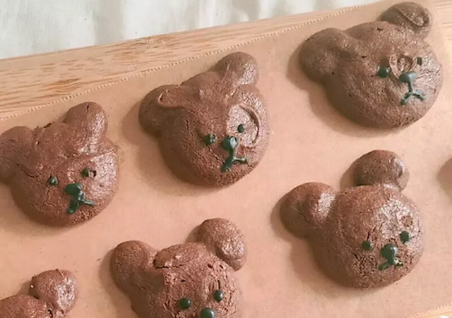 造型可爱的「巧克力小熊饼干」!简单3个材料就能完成的美味点心