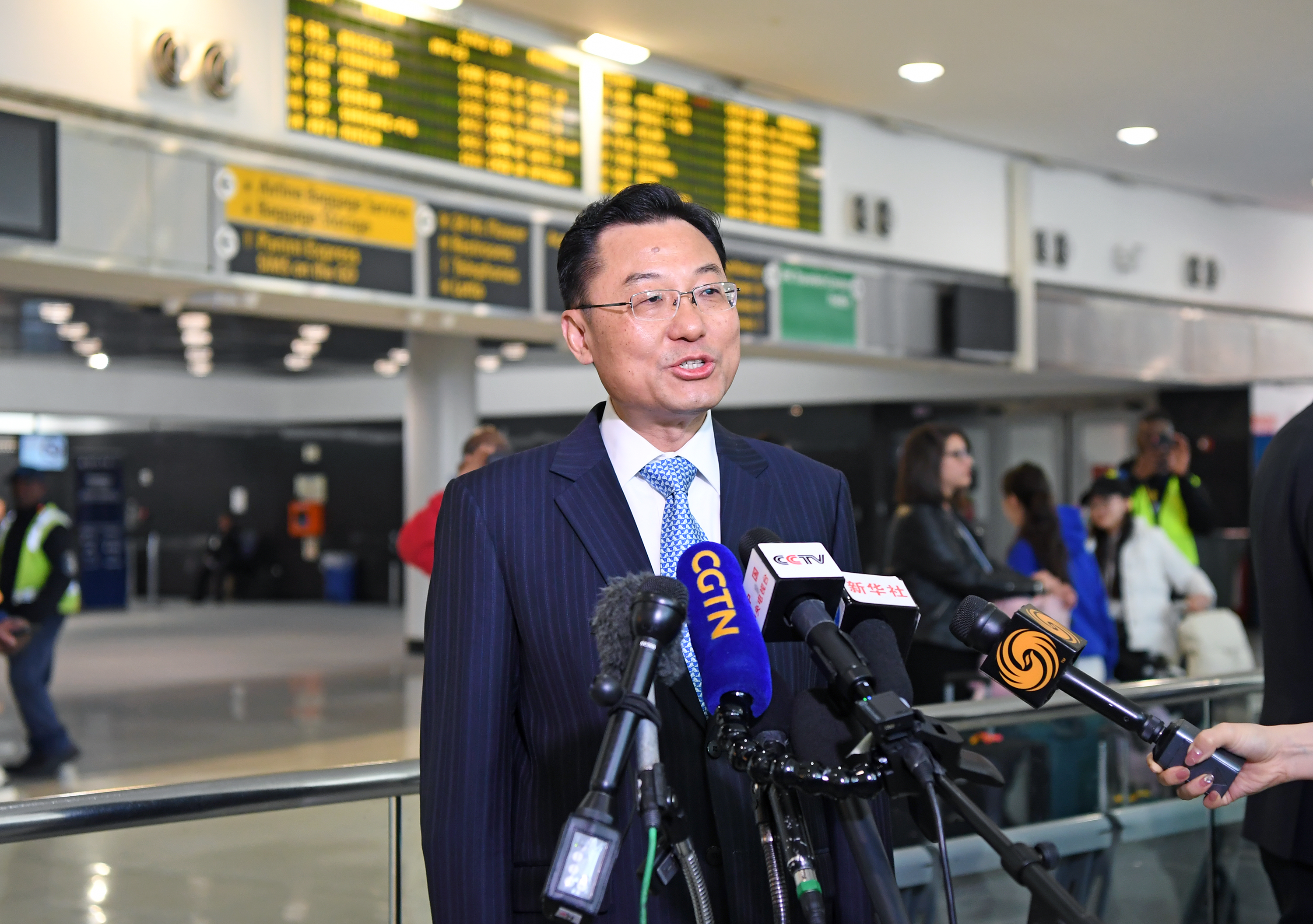 谢锋大使落地纽约,第一句话不简单,注意两点,中美新博弈开始