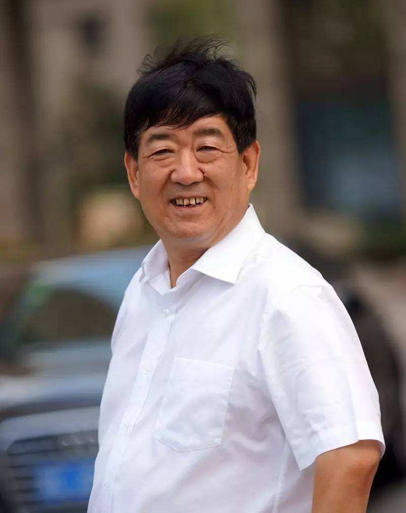 陕西首富李黑记:一手创办了中国"500强"企业,年营收超1200亿