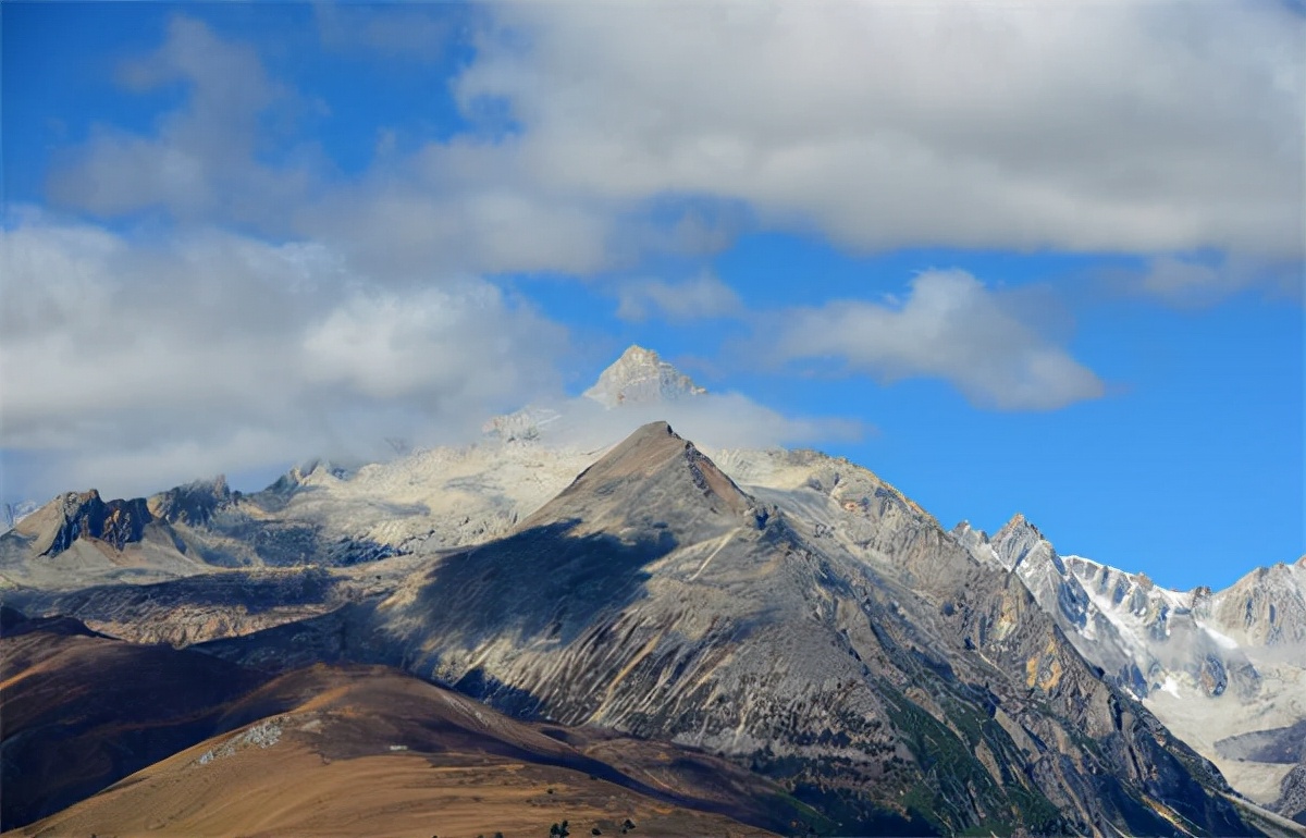 彩色旅图三色善摄格聂山令人震撼川西自驾如同穿行百里画廊