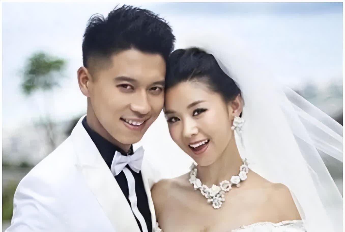 王雷:与恋爱7年的女朋友李小萌结婚9年,40岁成为影帝