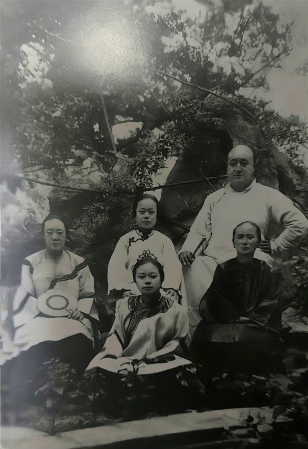 孔府女人:做孩子时,离开母亲,做母亲时,离开孩子,临终难如愿