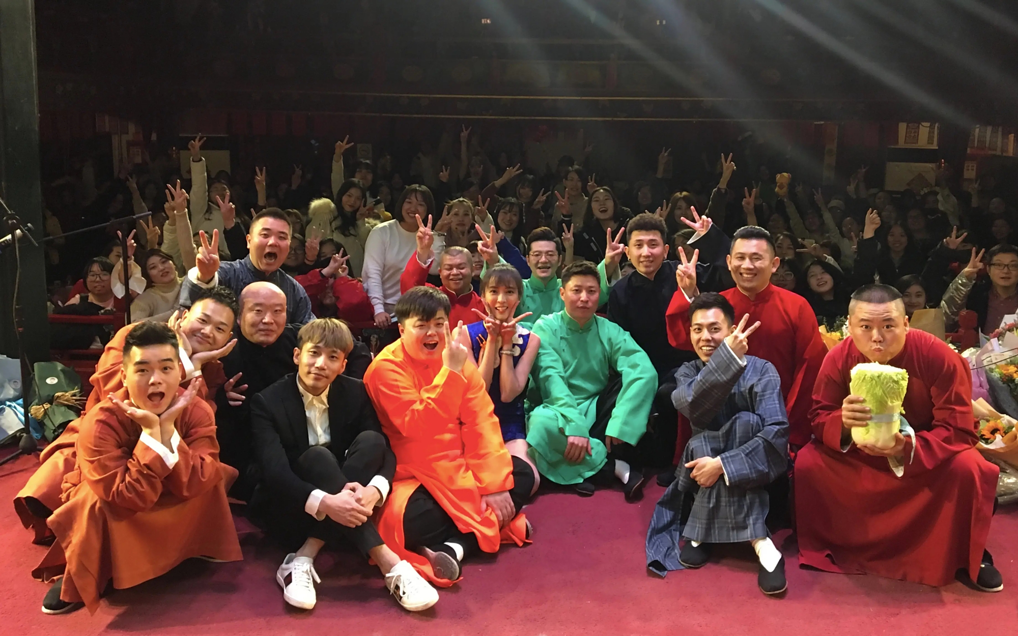 德云社二队队员集体"造反",队长李鹤东复仇成功