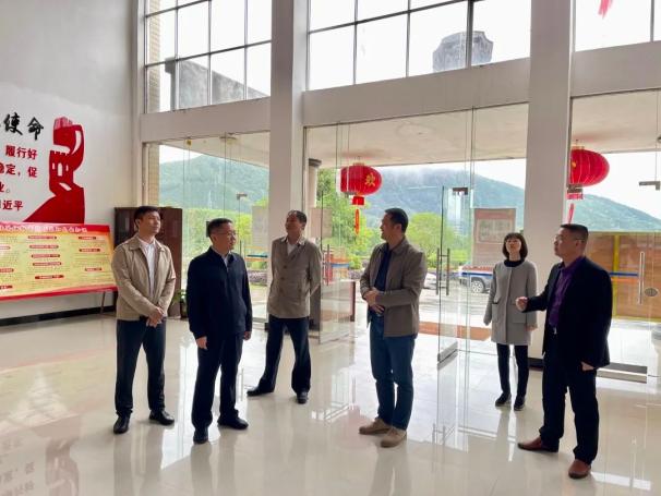 县委副书记,县长唐芳顺深入永福政法系统开展平安建设调研