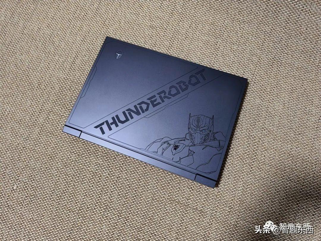 雷神911猩猩队长 这款跨界笔记本有点意思!