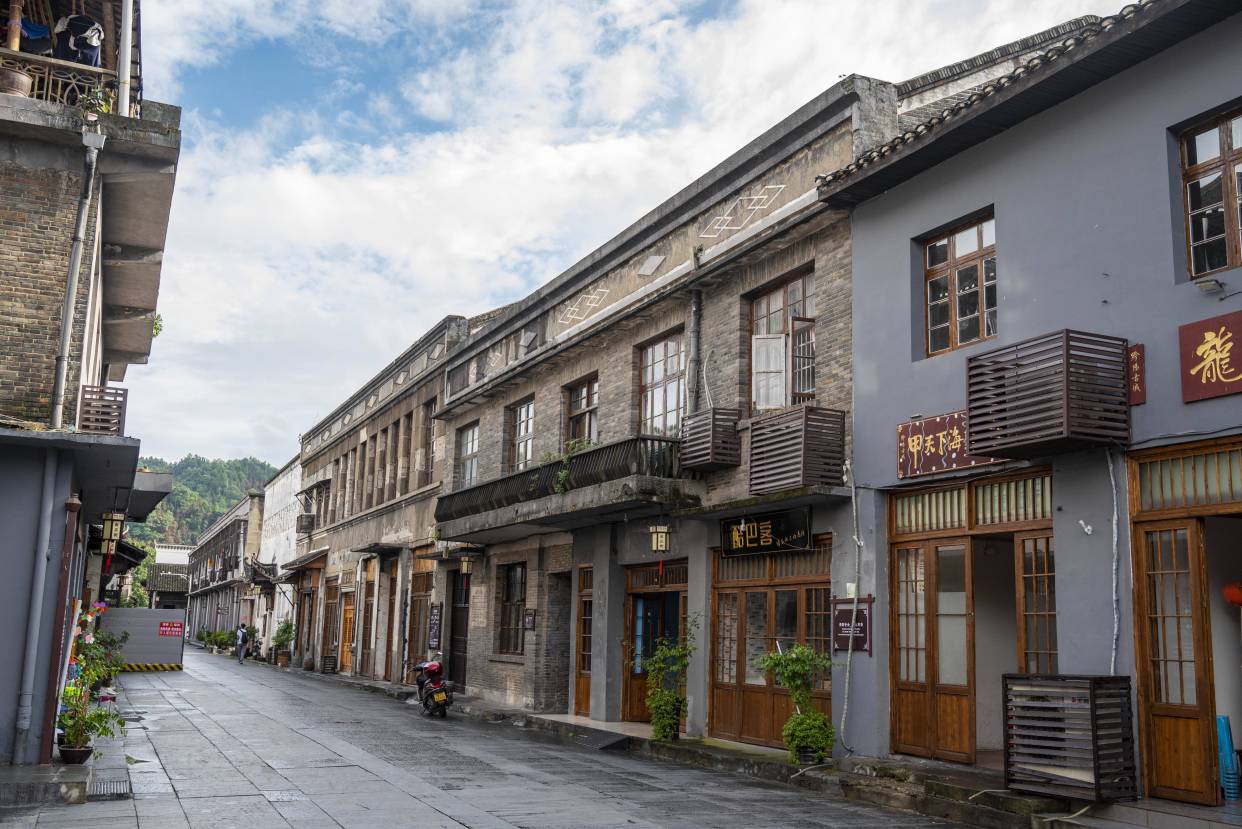 夏游怀化,逛古城品杨梅,感受小城慢时光