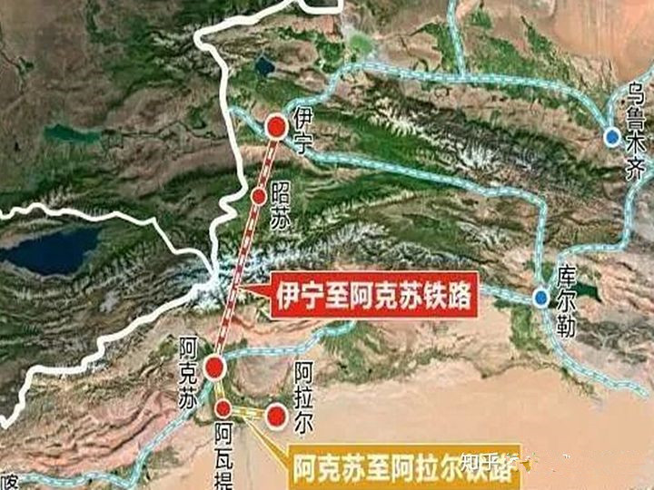 伊阿铁路直接连通南北疆地区,形成南北疆之间便捷的铁路运输通道