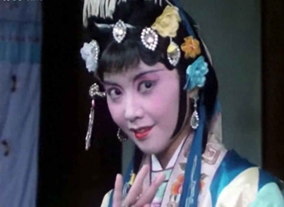 回顾"女儿国国王"朱琳:嫁工人老公共度43年,71岁依旧丁克,无子女