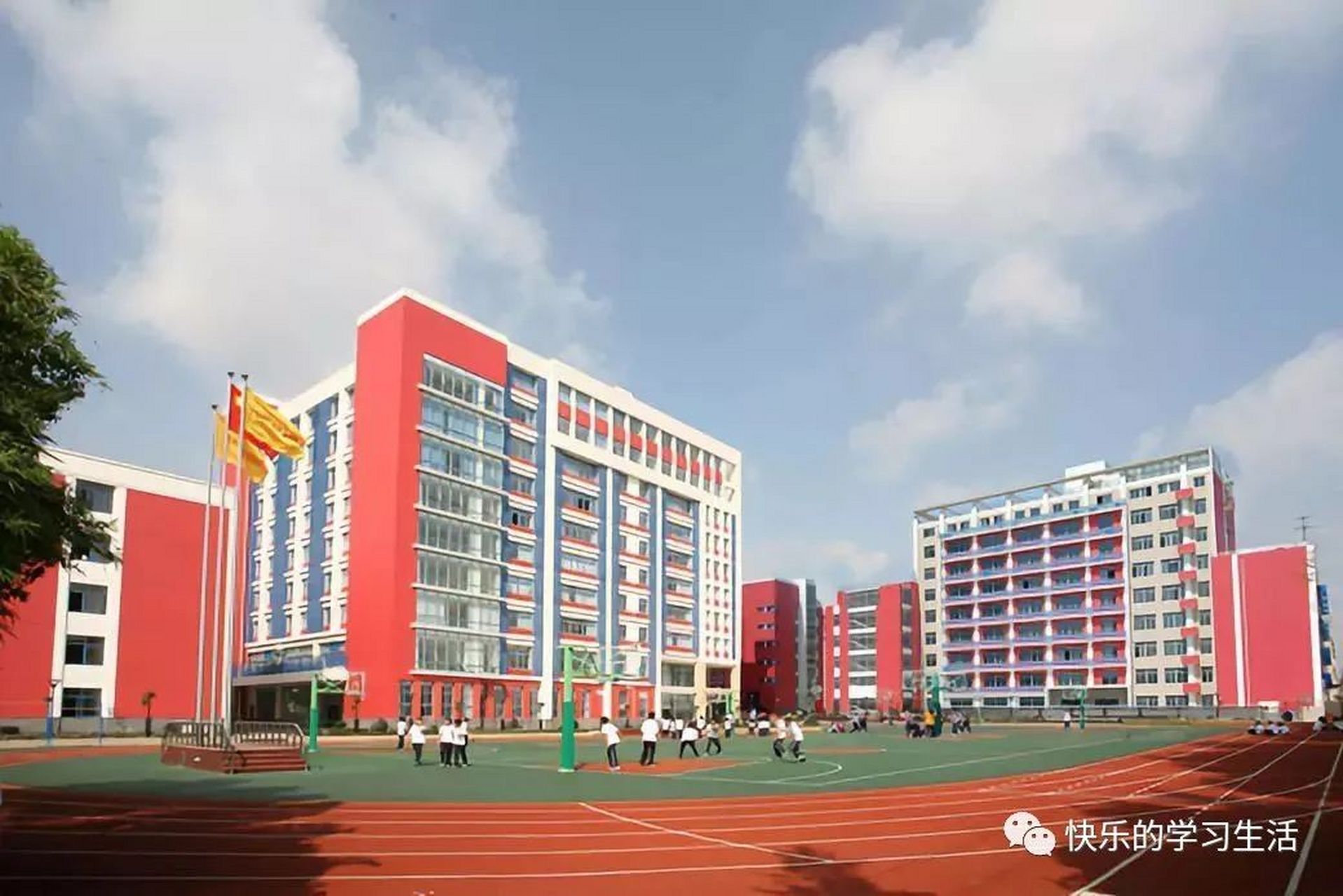长沙经贸职业中专招生简介  长沙经贸职业中专学校创建于1995年,是经