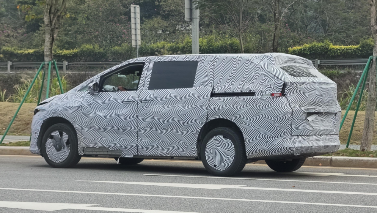 理想,小鹏领衔,下半年重磅mpv新车推荐,全是国产新能源