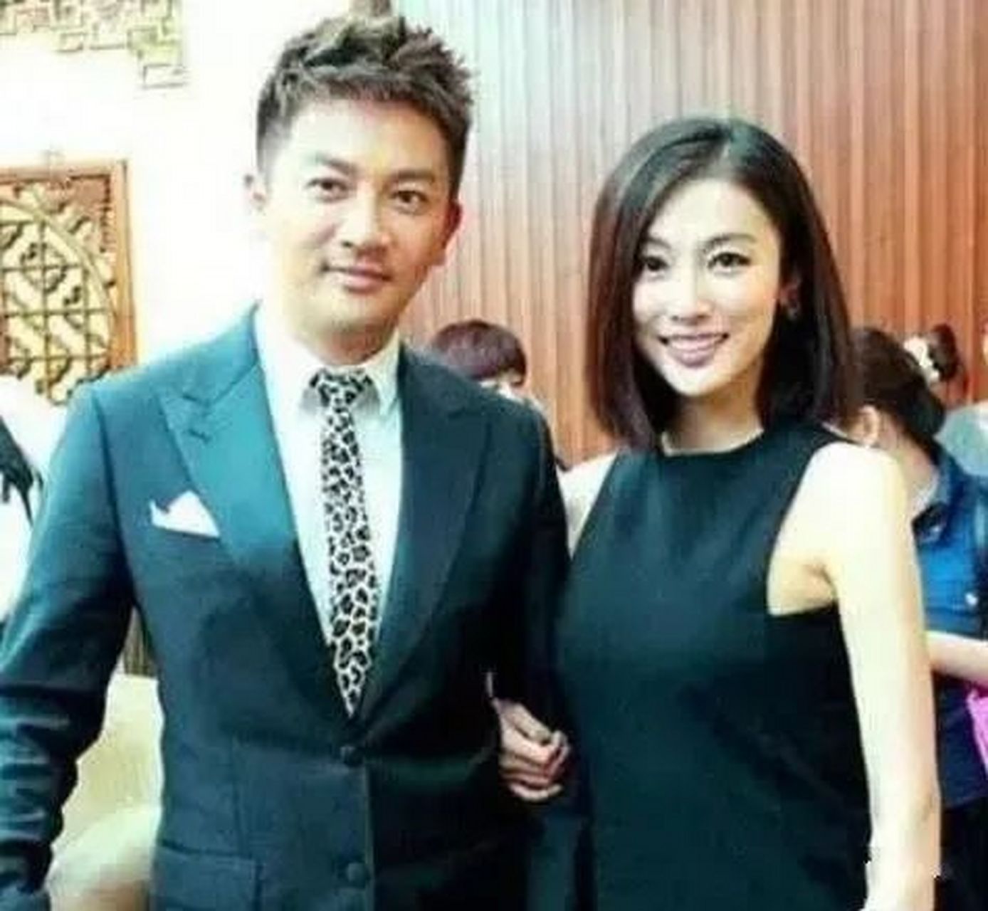 苏有朋被爆已隐婚十五年,妻子是经纪人amy.