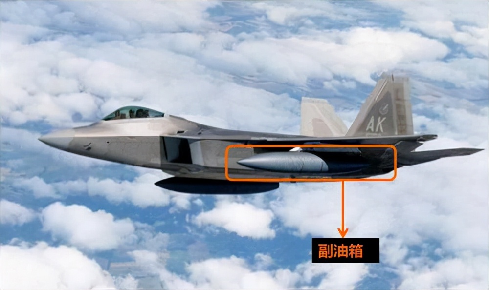 战斗机在空中丢掉的副油箱,能捡走卖废品吗?