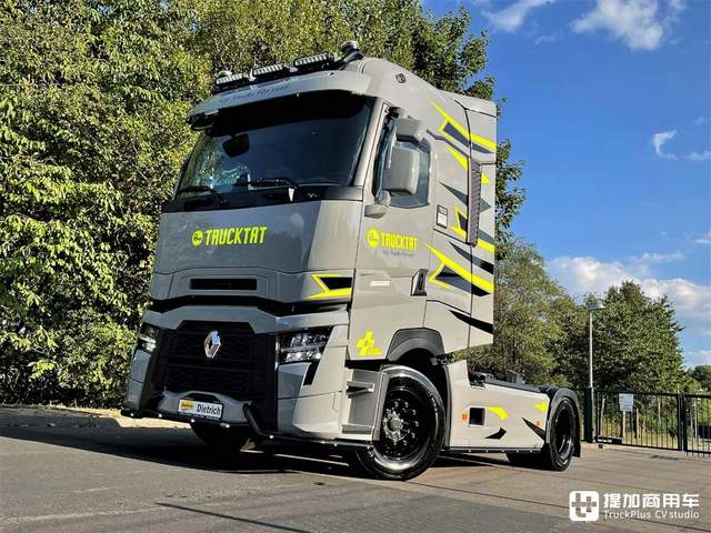 平头卡车怎么改出洗漱间,还能看电视?这款雷诺t改装卡车告诉你