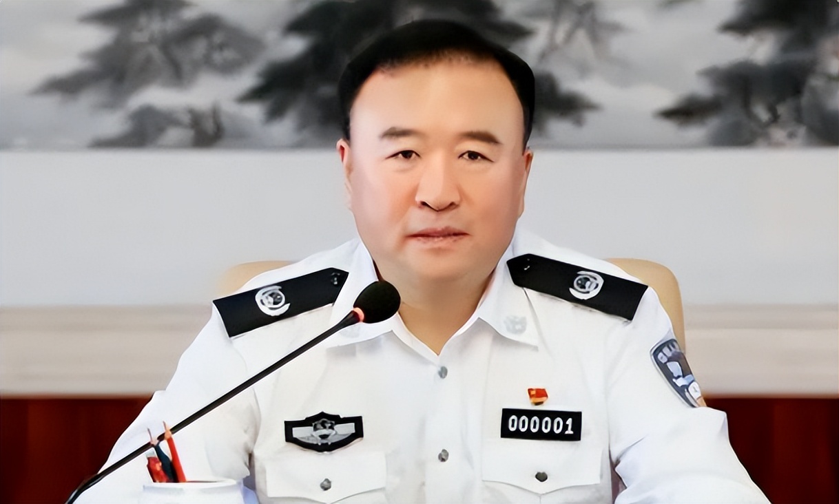 纪实:中央纪委查处一只警号000001的"巨虎",他是谁?