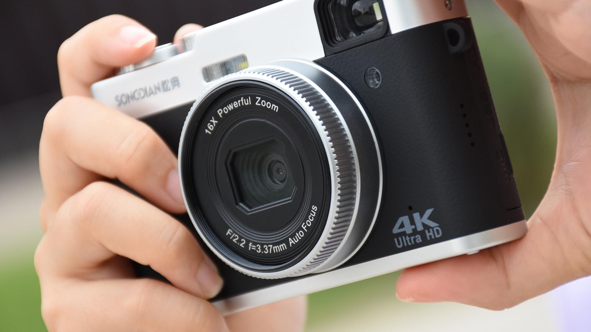 松典dc202l数码相机:复古时尚外观,轻巧街拍神器