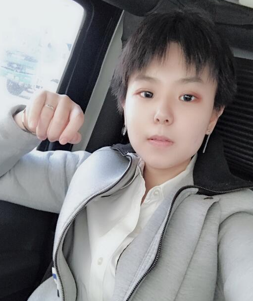 辽宁富家女刘珈辰:一顿早饭300块,一双鞋穿3次就扔,她后来怎样