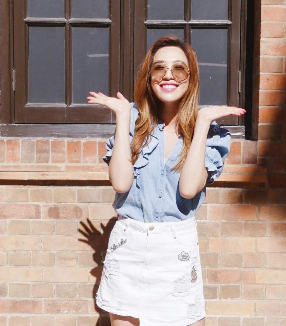 tvb港姐岑杏贤或复出无望!婚后住半山豪宅,自曝2岁儿子爱分享