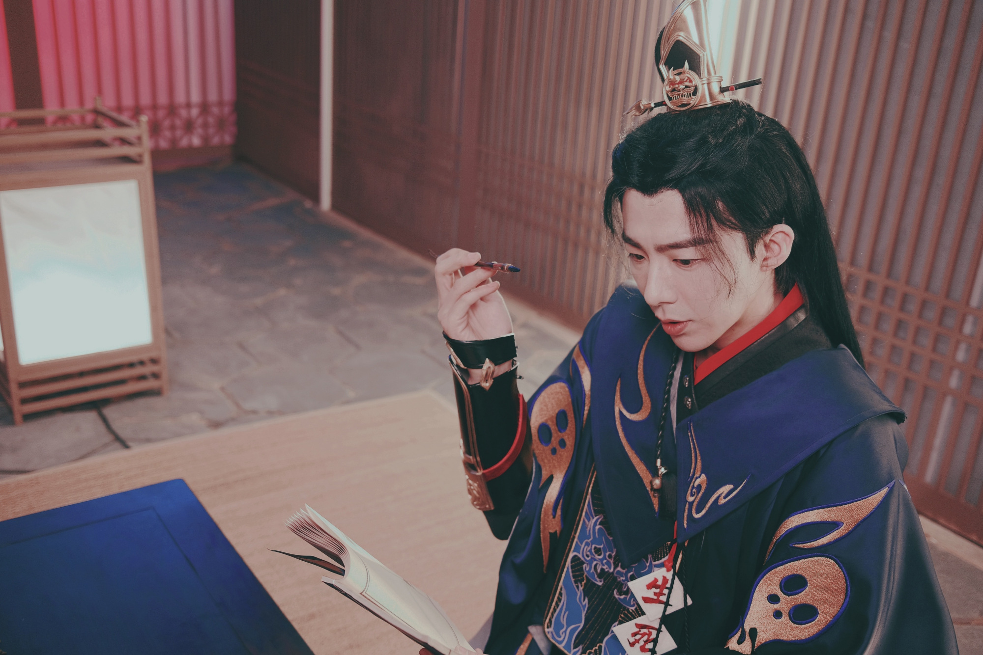 被刘宇宁圈粉了,古风造型酷飒十足,你见过这么帅的陆判吗?