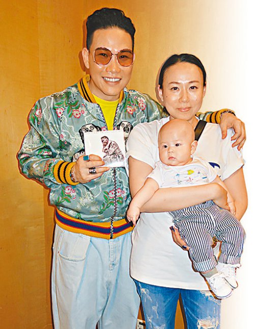 低调行善!歌手苏永康长期捐助养老院及学校,内地已建造六所学校