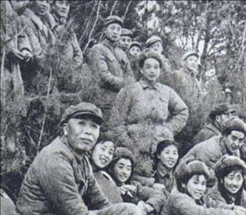 抗美援朝时期,宋时轮担任三野第9兵团司令员,后被调离一线