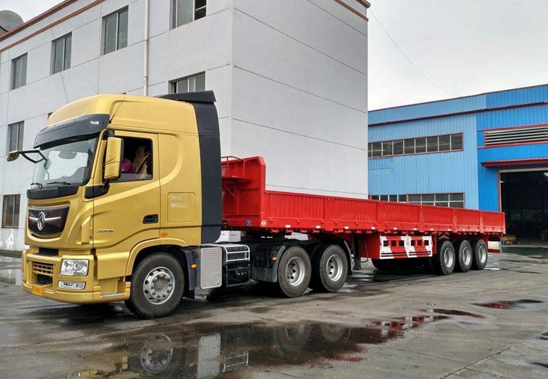 初学半挂车倒车看哪里?需要注意什么?