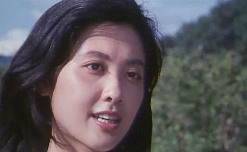 回顾女儿国国王朱琳嫁工人老公共度43年71岁依旧丁克无子女