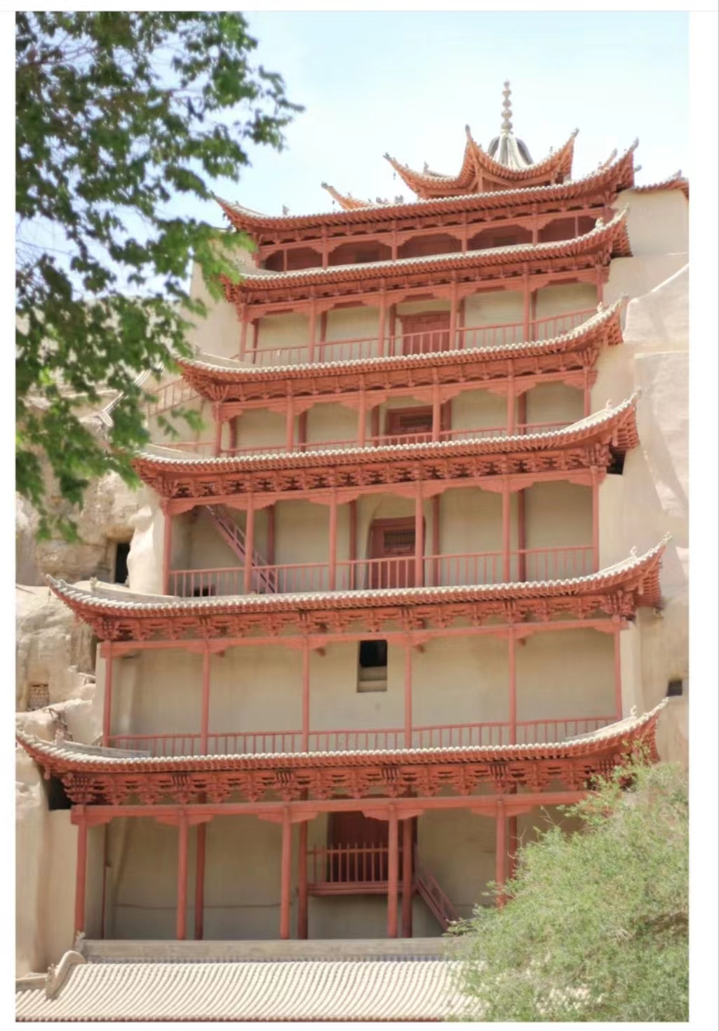 一座千年瑰宝,敦煌莫高窟