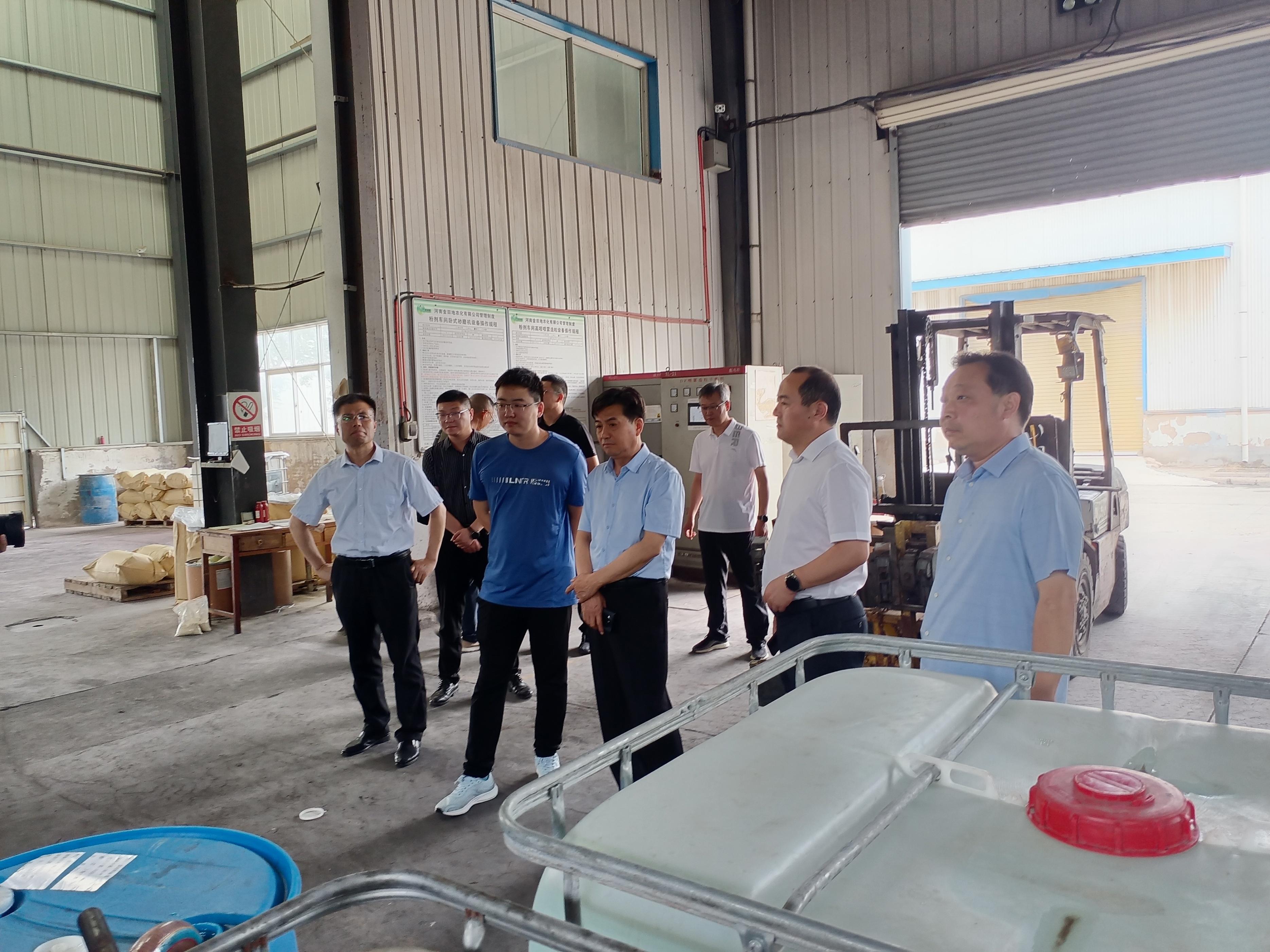 开封市应急管理局局长郑连成莅临尉氏县调研重大隐患专项整治行动