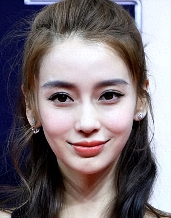 回顾鼻尖脸僵下巴歪科技与狠活成就的盛世美颜保质期这么短