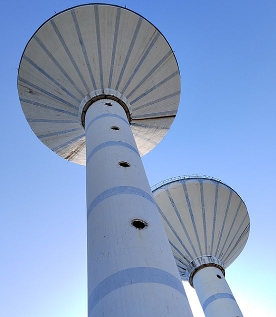 倒锥壳水塔 广前建设