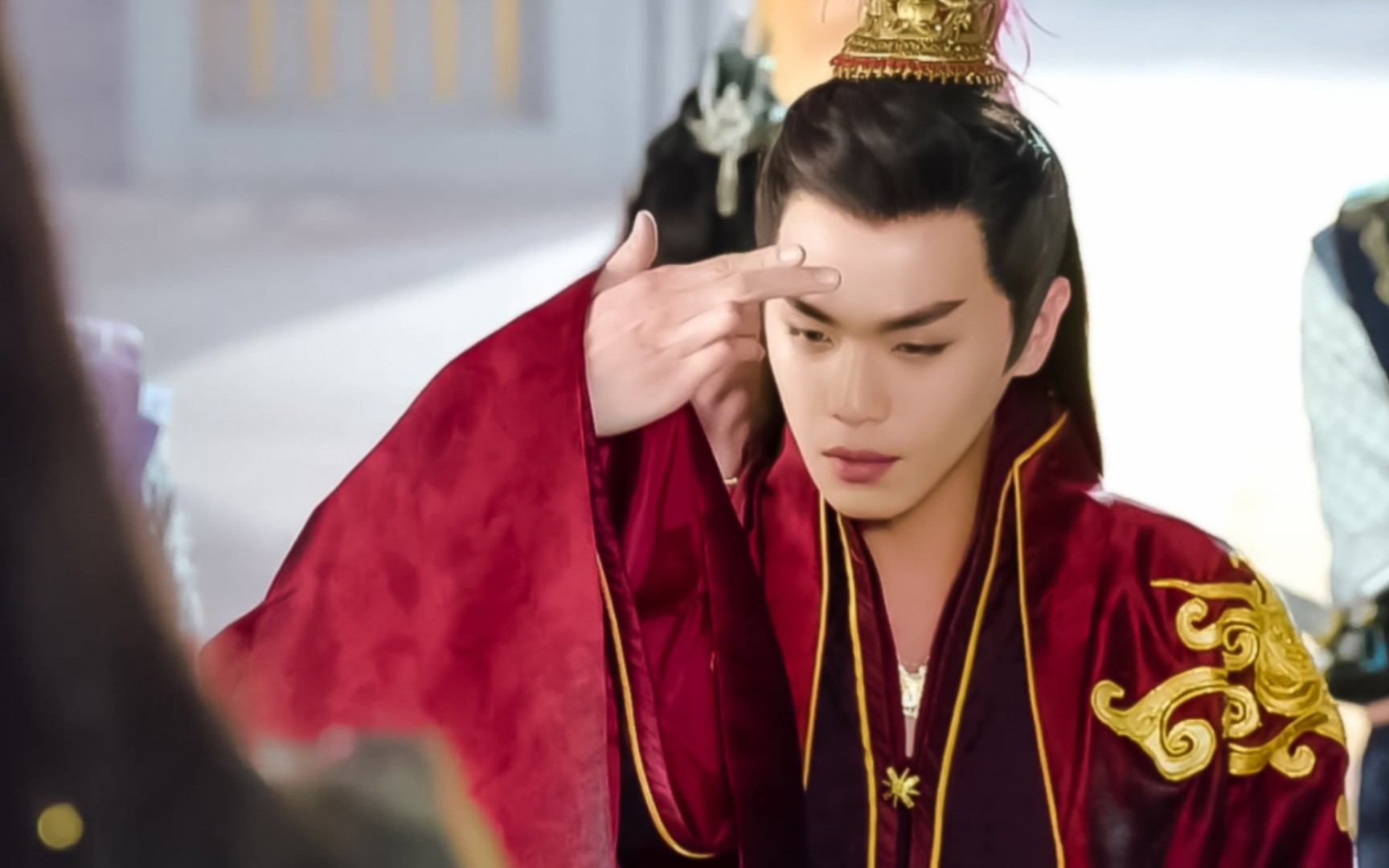 《庆余年2》官宣,张若昀颜值遭争议,网友:"普男"不要吹颜值