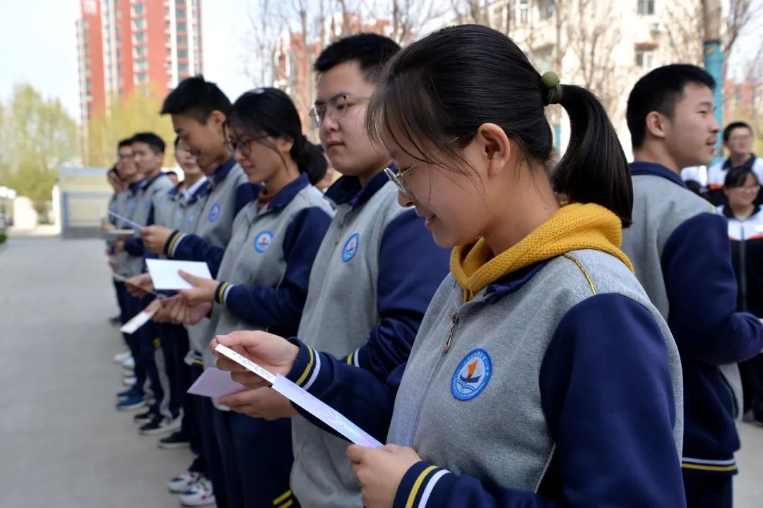 五莲一中2018级最新情况!百炼成钢,六月流芳