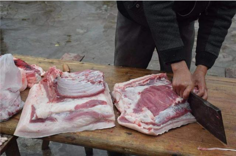 回顾山羊被咬死,云南兄弟举枪怒杀大熊猫!70斤肉卖4800块被判刑