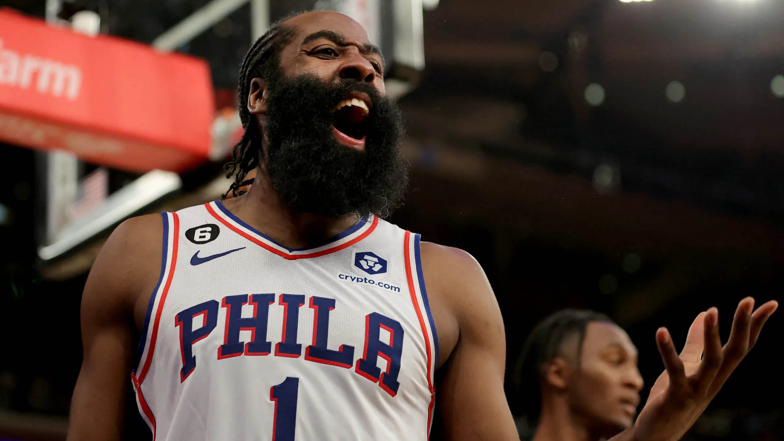 首冠还有多远?哈登1数据已重现雄风,盘活费城2优势冲冠真有望