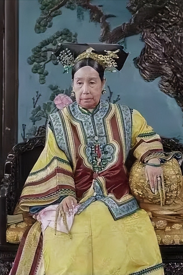 色彩还原的历史瞬间:高清上色老照片中的慈禧 自诩宫中最美女人