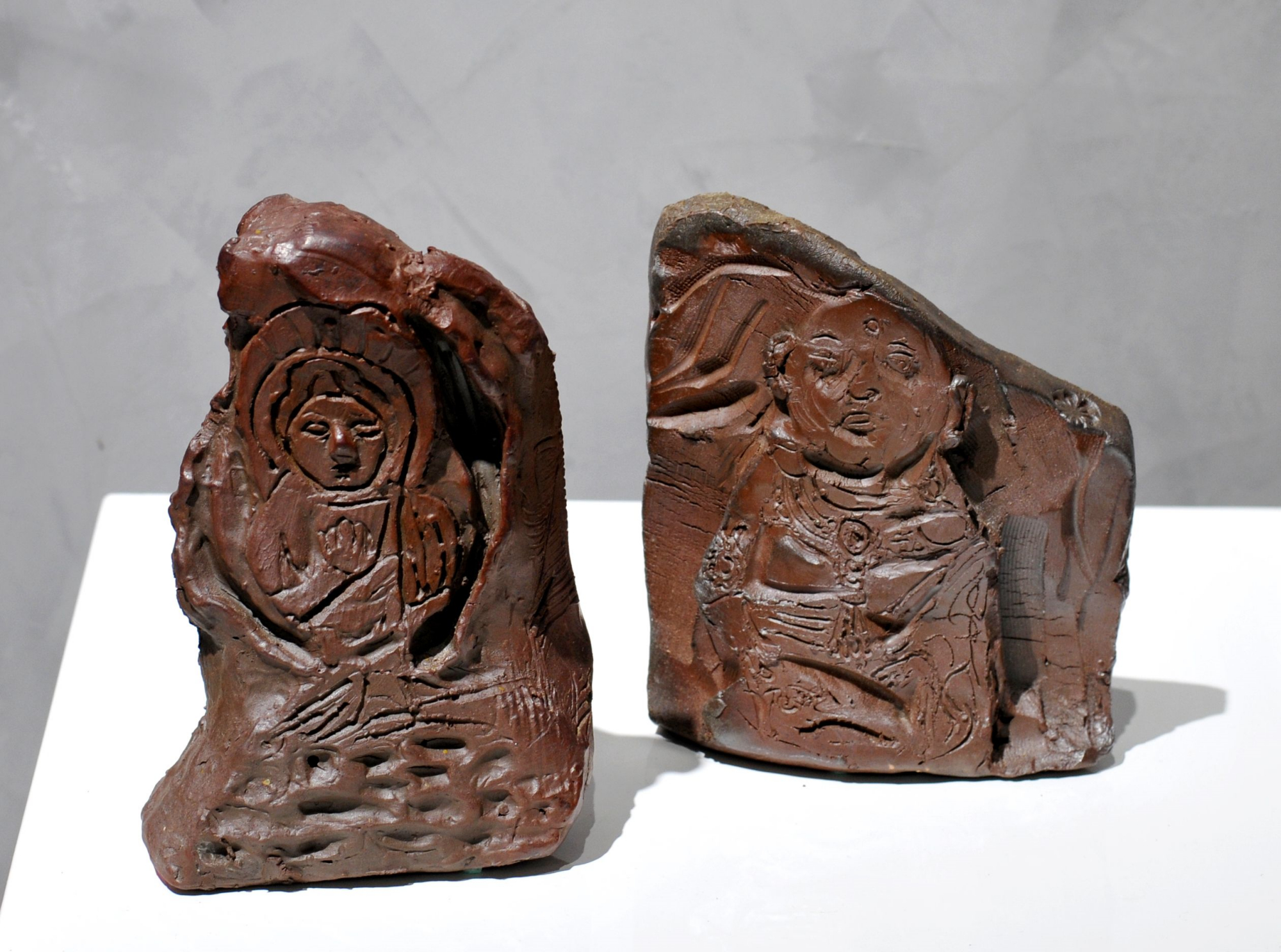 自己的陶艺课堂总是千变万化的,他从不拘泥于所谓的传统陶艺教学方式