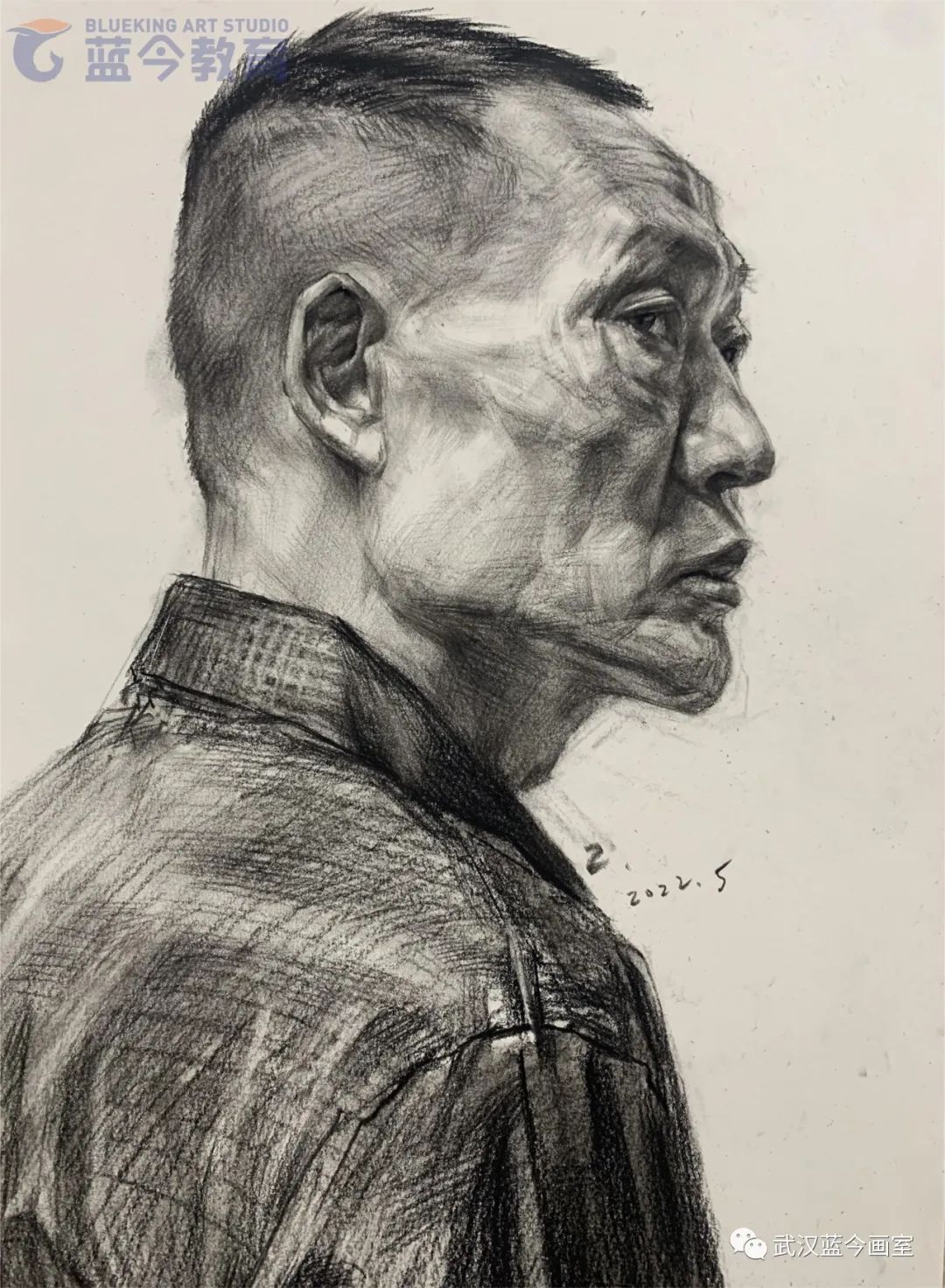 左磊素描名师外表看似呆萌心中却有猛虎