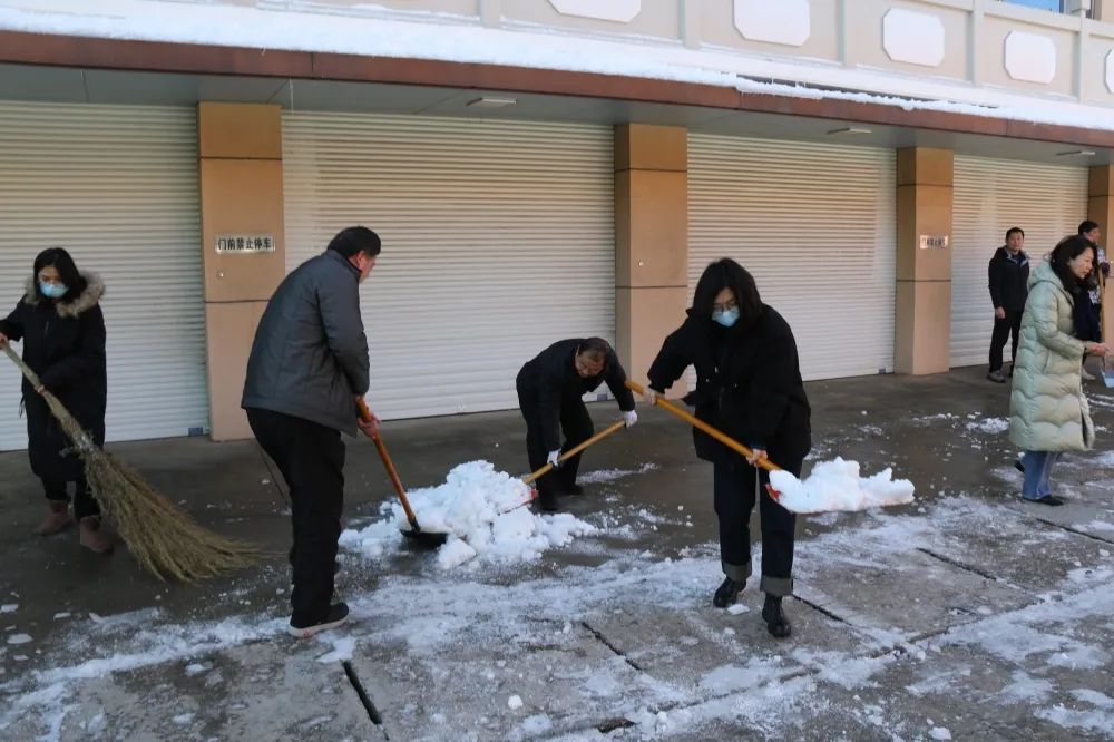 德城区法院"雪战"到底,开出"便民路"