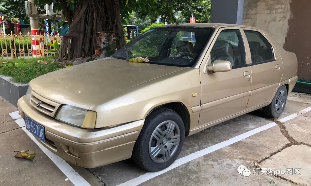 24年前的特供車 丨 兩廂加個尾,神龍富康988/citroën zx n23