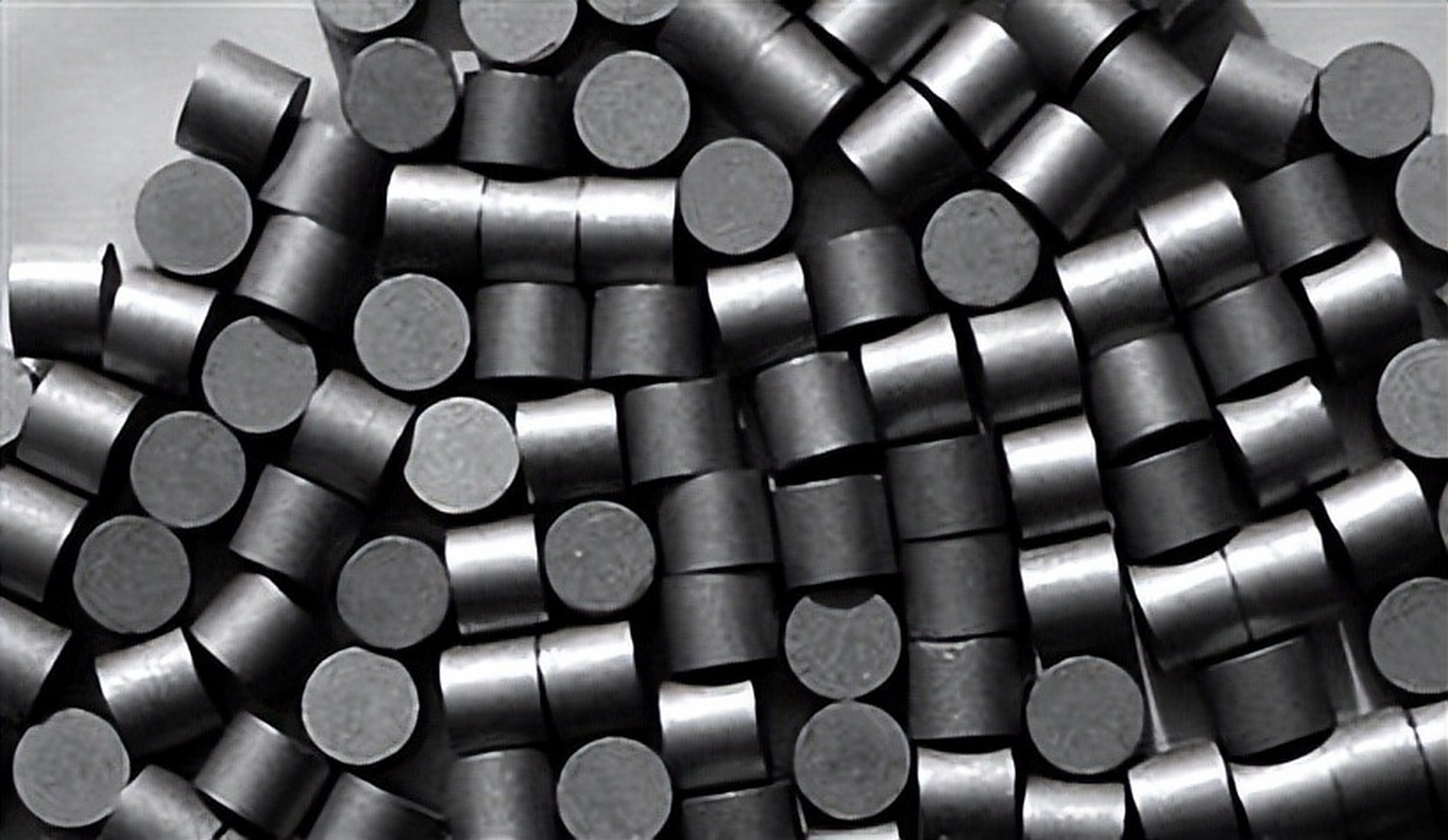 金属铼是一种稀有金属,全球的储量只有2650吨,储量最多的是智利,但是