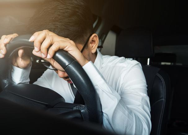 长途开车要是犯困怎么办老司机教你个妙招瞌睡跑光光