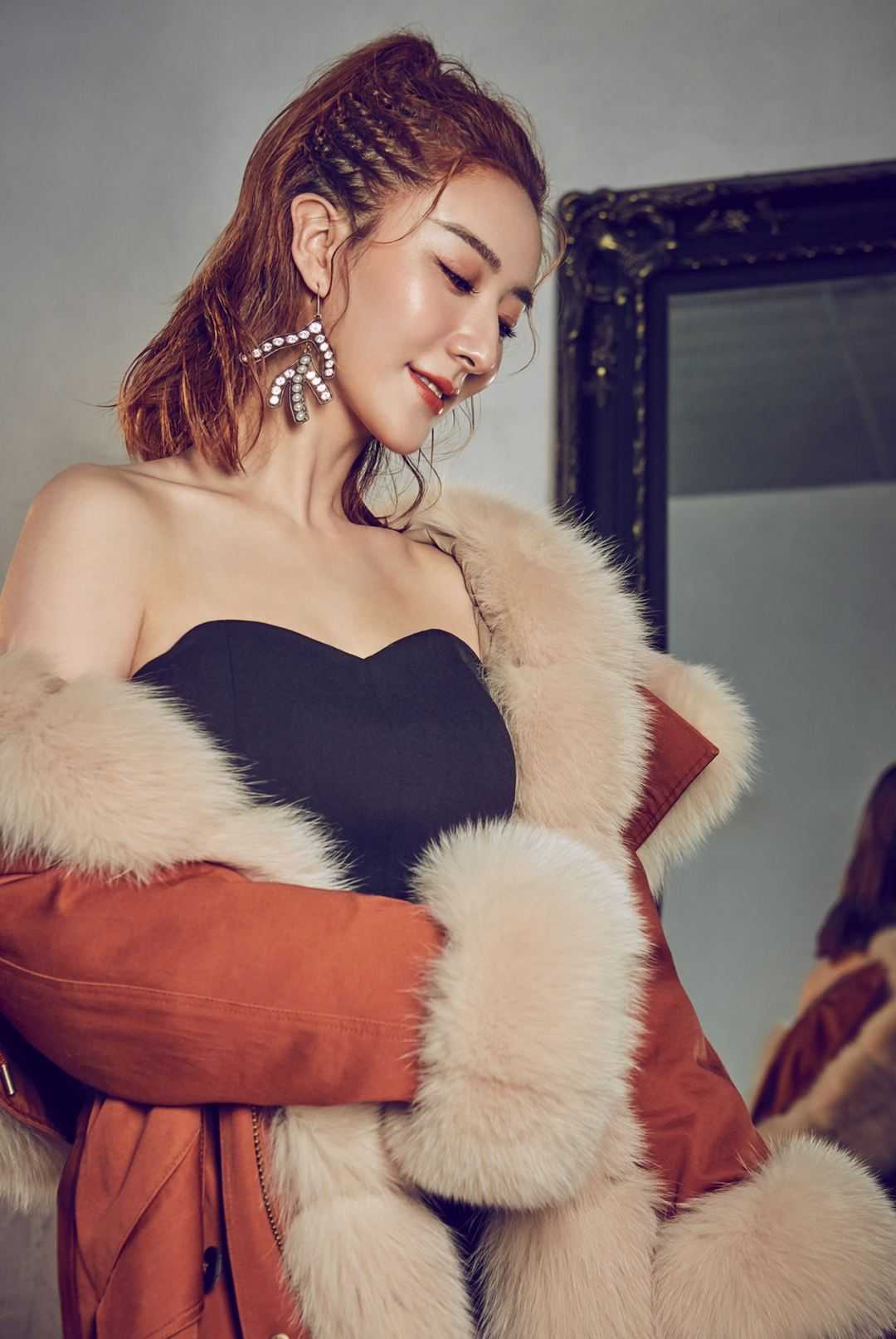 又卖假货,薇娅身价90亿身家恐不干净,背后的男人功不可没