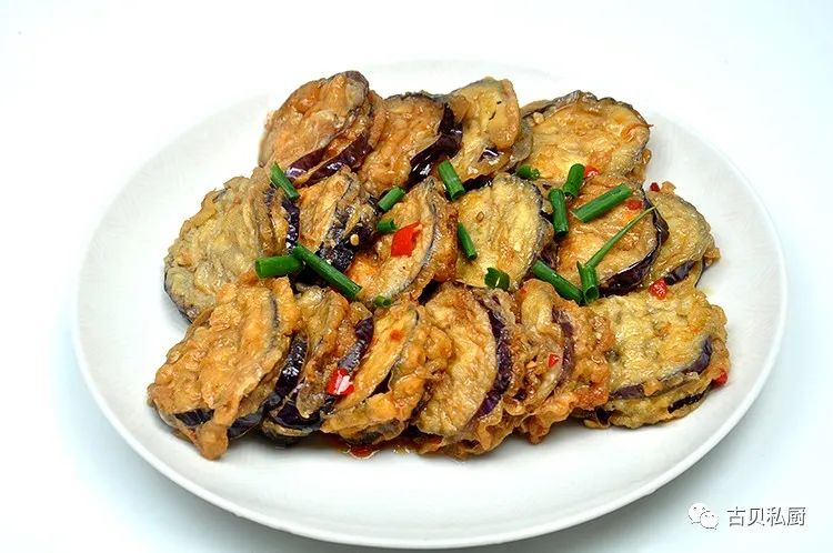 台风天里,给自己炸个美味的鱼香茄饼吧!