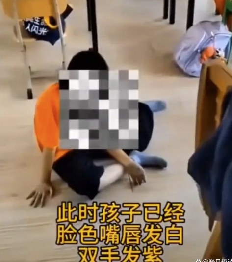 青岛惨案!8岁男孩被活活打死,教练拿来摆拍,撕开多少人遮羞布