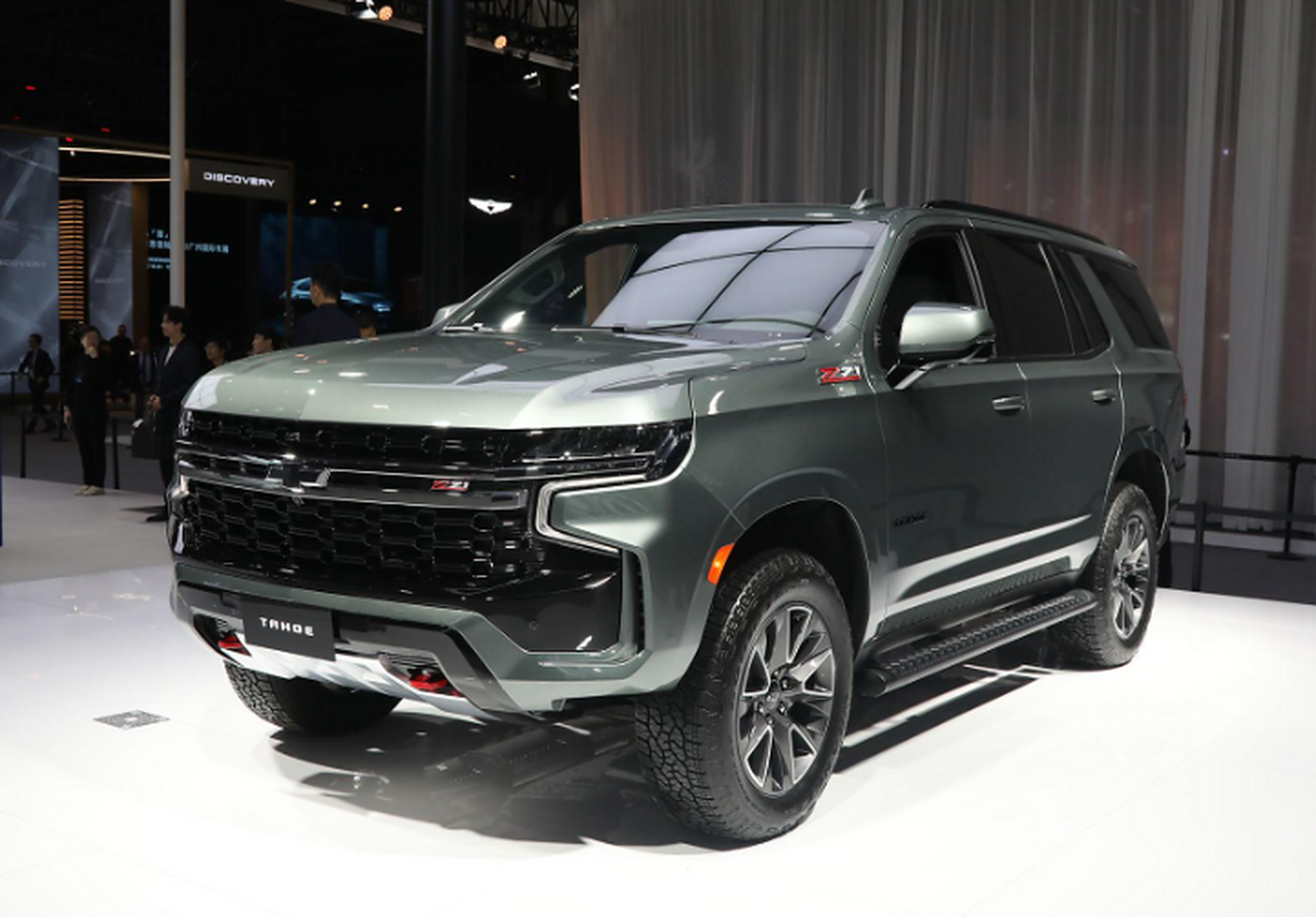 雪佛兰发布了新款tahoe太皓,与凯迪拉克escalade和gmcyukon同平台.